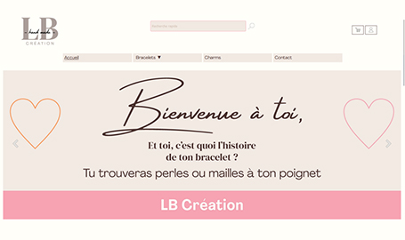 Léa création vous présente des bracelets en perles et mails avec charms - Création de site web par Webink à Marseille